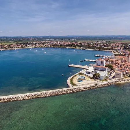 Awesome In Saini With House A Panoramic View Tatil Evi Kmeti